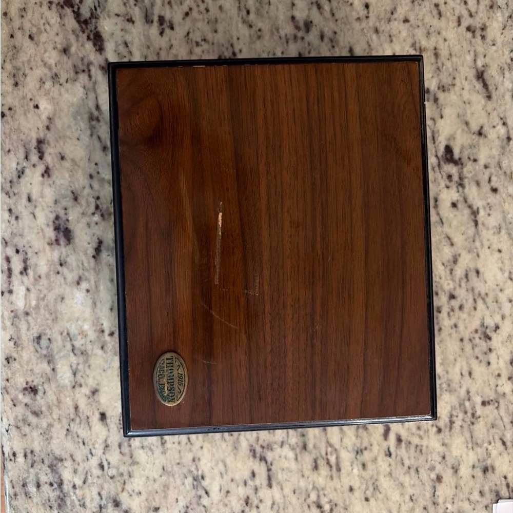 Thompson 1915 50 Cigar Humidor